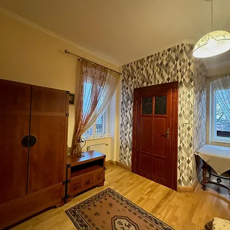 게스트하우스 Roza Karkonoszy 3*