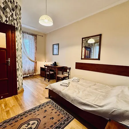 Roza Karkonoszy 게스트하우스 3*