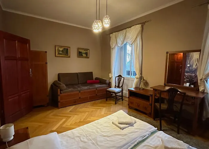 Гостевой дом Roza Karkonoszy Еленя-Гура