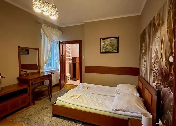 Roza Karkonoszy * Еленя-Гура